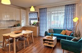 Apartament modern, 3 camere, 77mp, 2 bai, loc de parcare, zona sub Cetate