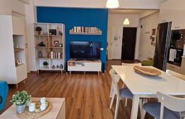 Apartament modern, 3 camere, 77mp, 2 bai, loc de parcare, zona sub Cetate