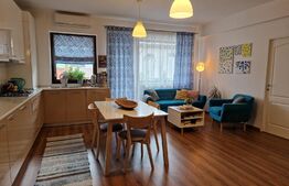 Apartament modern, 3 camere, 77mp, 2 bai, loc de parcare, zona sub Cetate