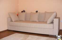 Apartament3 camere, 70 mp utili, parcare, 2 poduri, zona strazii Sub Cetate!