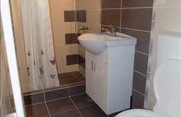 3 camere, 90 mp, parcare, totul nou, la prima inchiriere, scara interioara!