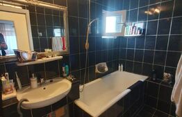 Apartament cu 4 camere, 76 mp, decomandat, zona Calea Floresti