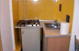 2 camere, 50 mp, semidecomandat, mobilat dragut, zona Bulevardul Eroilor!