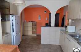 2 camere, 54 mp utili, decomandat, 2 balcoane, zona strazii Rapsodiei