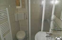 Vanzare 1 camera, 30 mp utili + mezanin, parcare, boxa, zona zero a orasului!