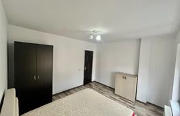 Apartament 3 camere, 58mp, parcare, zona Sesul de sus