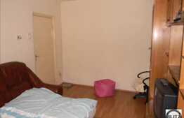 2 camere, decomandat, balcon, 43 mp, etaj intermediar, zona strazii Primaverii