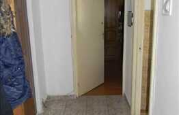 2 camere, decomandat, balcon, 43 mp, etaj intermediar, zona strazii Primaverii