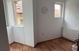 Apartament de 3 camere la casa, 90mp, zona Parcul Central