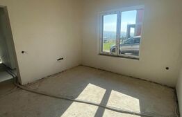 Casa individuala pe un singur nivel, 4 camere, 133 mp, 833 teren si garaj, Chinteni 