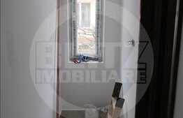 De vanzare 1 cam, 45 mp utili, decomandat, zona centrala a orasului!