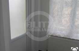 De vanzare 1 cam, 45 mp utili, decomandat, zona centrala a orasului!