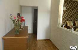 2 camere, 77 mp, 2 balcoane, zona strazii Sesul de Sus!