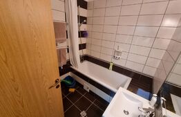Apartament 2 camere, 54 mp, decomandat, doua parcari, zona Urusagului