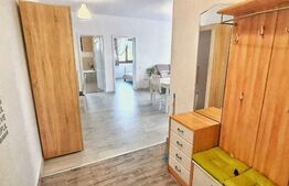 Apartament 2 camere, 55mp, parcare, etaj intermediar, zona Sub Cetate 