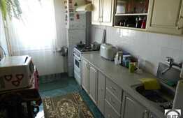 Apartament de vanzare, 3 camere, decomandat, zona strazii Plopilor!