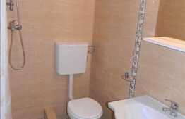 2 camere, 45 mp, mobilat modern, scara interioara, zona magazinului Central