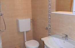 2 camere, 45 mp, mobilat modern, scara interioara, zona magazinului Central