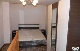 2 camere, 45 mp, mobilat modern, scara interioara, zona magazinului Central