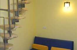 2 camere, 45 mp, mobilat modern, scara interioara, zona magazinului Central