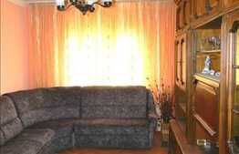 Vanzare 4 camere, decomandat, 82 mp, 2 balcoane inchise, zona Calea Floresti