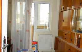 Vanzare 4 camere, decomandat, 82 mp, 2 balcoane inchise, zona Calea Floresti