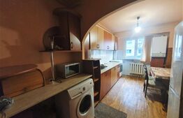 Apartament cu 2 camere, decomandat, 57 mp, zona strazii Brates