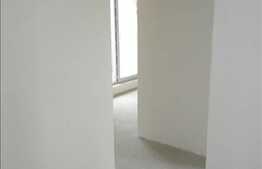 Vanzare apartament 3 camere, zona sensului giratoriu, semifinisat