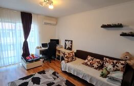 Apartament 2 camere, decomandat, 52 mp utili, aer conditionat, 2 balcoane,  2 parcari, zona Porii