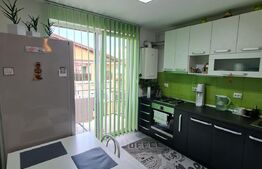 Apartament 2 camere, decomandat, 52 mp utili, aer conditionat, 2 balcoane,  2 parcari, zona Porii
