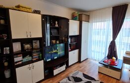 Apartament 2 camere, decomandat, 52 mp utili, aer conditionat, 2 balcoane,  2 parcari, zona Porii