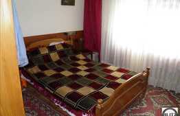 3 camere, decomandat, 71 mp utili, boxa la subsol, zona strazii Viilor!