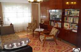 3 camere, decomandat, 71 mp utili, boxa la subsol, zona strazii Viilor!