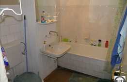 3 camere, decomandat, 71 mp utili, boxa la subsol, zona strazii Viilor!