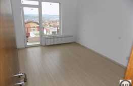 Penthouse cu 5 camere, 135 mp, terasa 150 mp, imobil nou, garaj, zona linistita