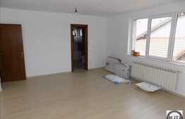 Penthouse cu 5 camere, 135 mp, terasa 150 mp, imobil nou, garaj, zona linistita