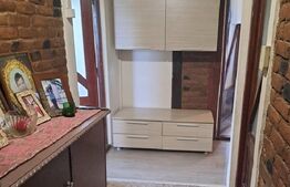 Casa 8 camere, 500 mp, teren, 500 mp, zona Cariera