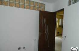 De vanzare 2 camere, 38 mp utili, balcon, zona TERRA! Renovat!