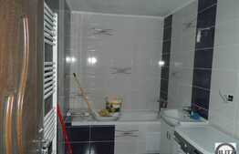 De vanzare 2 camere, 38 mp utili, balcon, zona TERRA! Renovat!