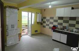 De vanzare 2 camere, 38 mp utili, balcon, zona TERRA! Renovat!