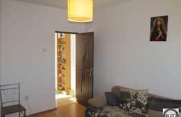 Apartament decomandat cu 2 camere, 46 mp, balcon, zona sensului giratoriu!