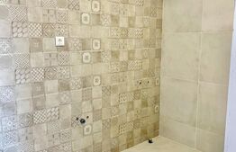 Apartament 3 camere, 2 bai, 81mp, terasa 50mp, view, parcare, zona Catanelor