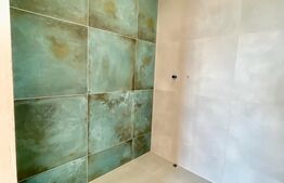 Apartament 3 camere, 2 bai, 81mp, terasa 50mp, view, parcare, zona Catanelor