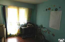 3 camere, 74 mp, decoamndat, logie 24 mp, boxa, zona strazii 21 Decembrie