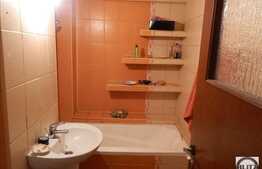 3 camere, 74 mp, decoamndat, logie 24 mp, boxa, zona strazii 21 Decembrie