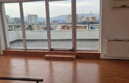 Apartament 6 camere pe 2 niveluri, 184mp, 3 terase si garaj pentru 2 masini, Zorilor