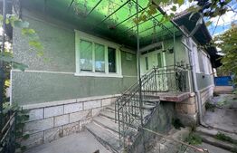 Casa 3 camere, 100 mp utili, 4200 mp teren, front 34 ml, comuna Garbau