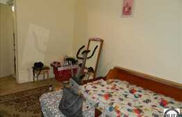 De inchiriat 1 camera, 28 mp, mobilat decent, zona Aleea Detunata!