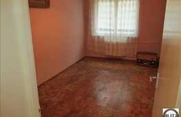 De vanzare apartament cu 3 camere, decomandat, 62 mp utili