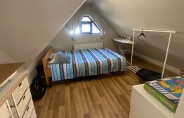 Apartament in vila, 4 camere, balcon, parcare, zona Taietura Turcului 